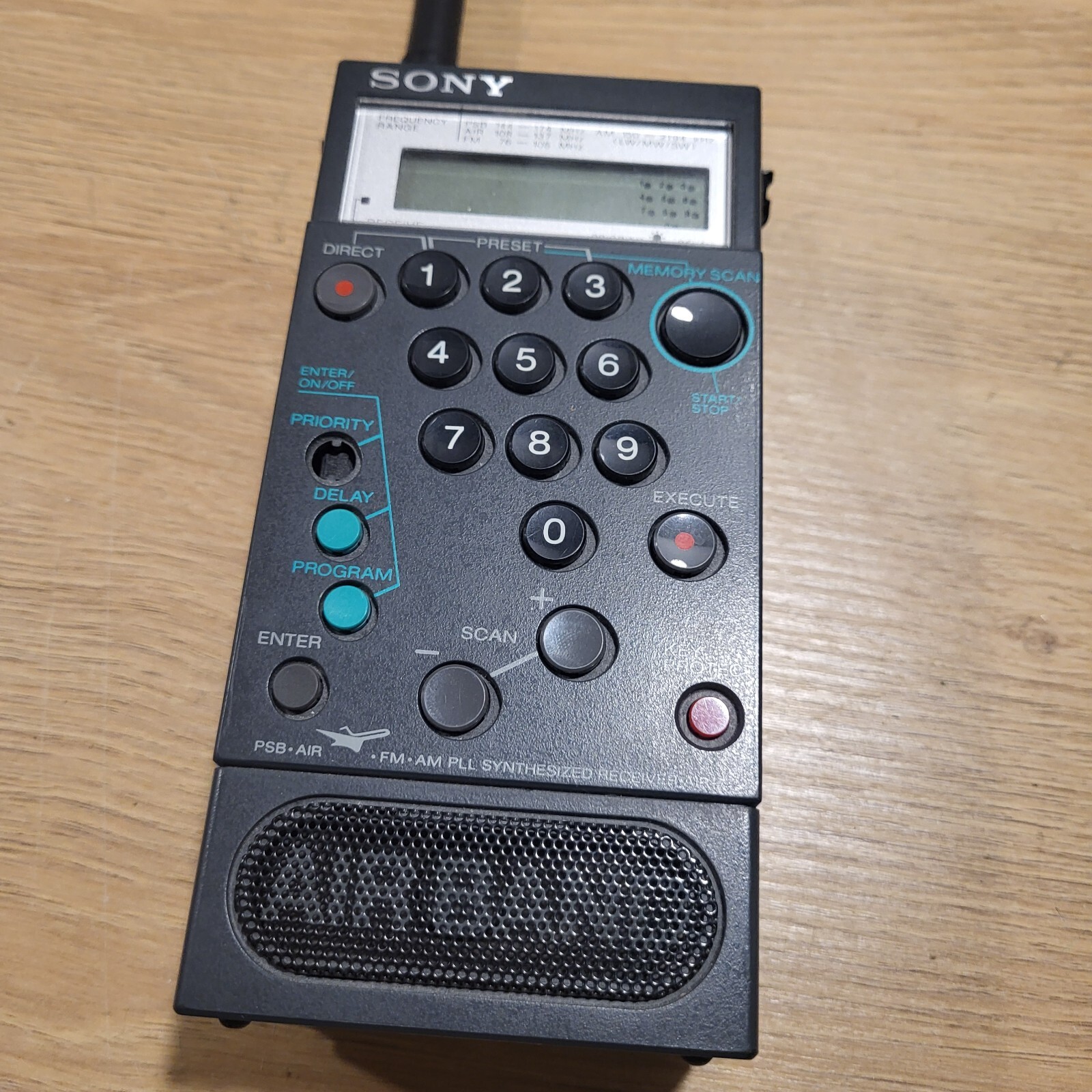 受信機 SONY FMAM PLL SYNTHESIZED RECEIVER AIR-7 Sony AIR-7 PSB/AIR/FM/AM PLL synthesised receiver Scanner