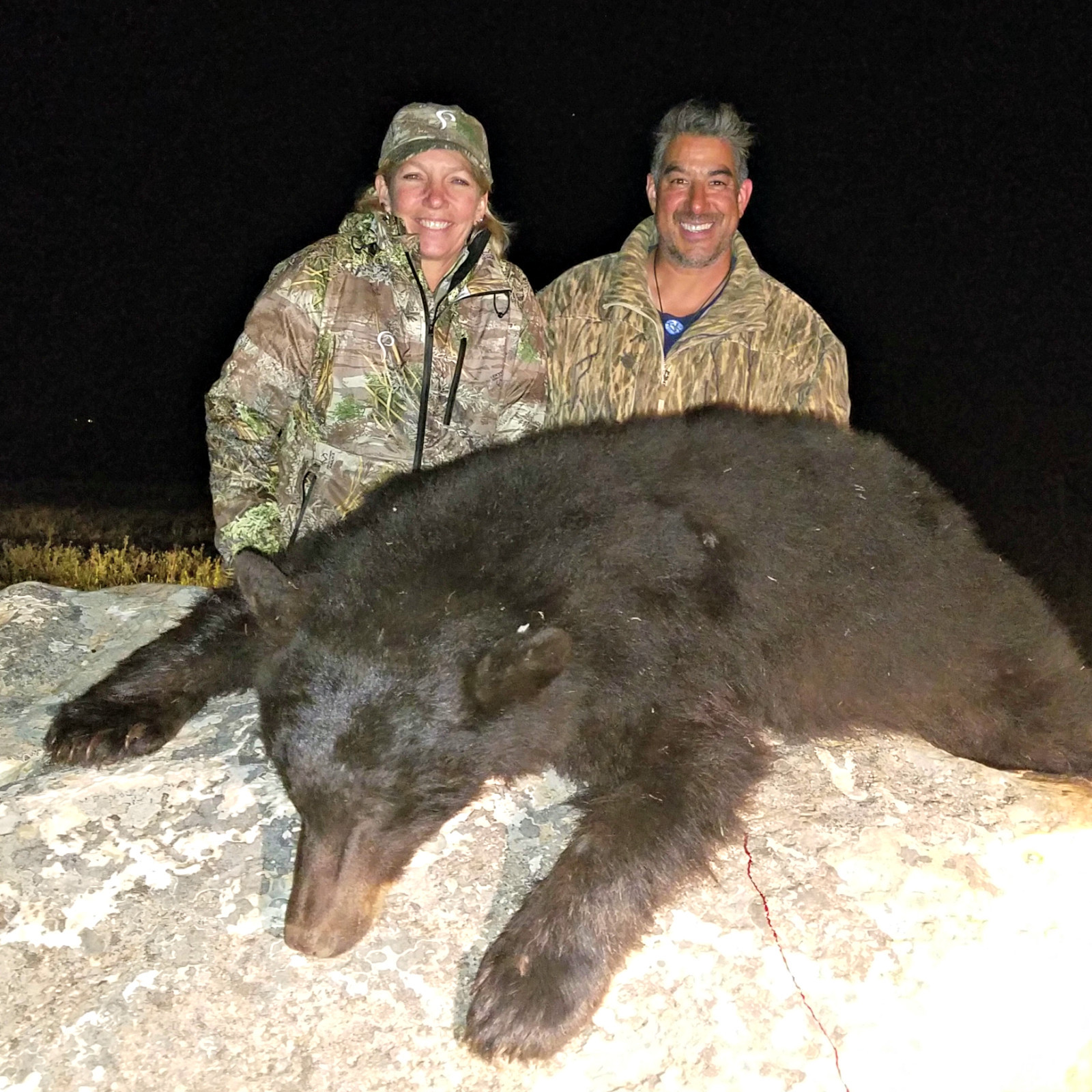 Sping Bear Hunt in Southern Idaho 4 Nights 5 Days