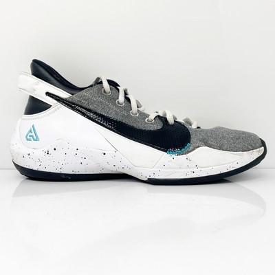 

Nike Boys Zoom Freak 2 CW3227-101 Серые баскетбольные кроссовки, размер 7 лет, Серый, Zoom Freak 2