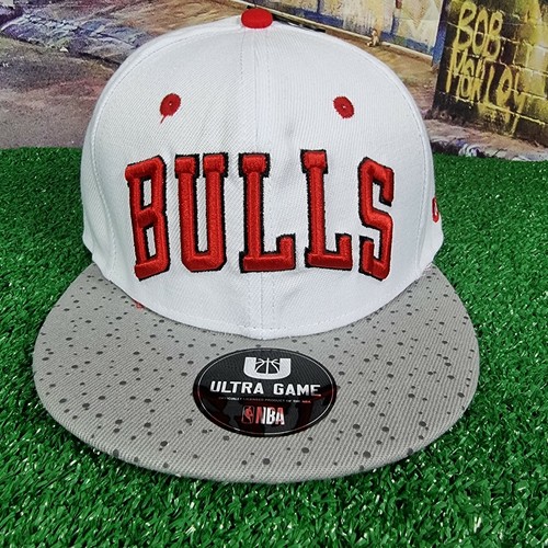 NBA シカゴブルズ キャップ Ultra Game Ultra Game NBA Official Men‚Äôs Twill Snap Back Ultimate