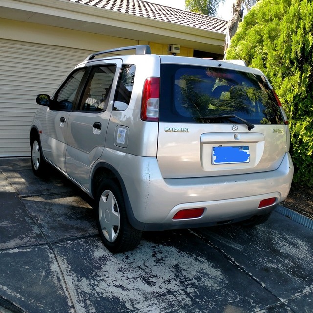 Suzuki ignis 2001