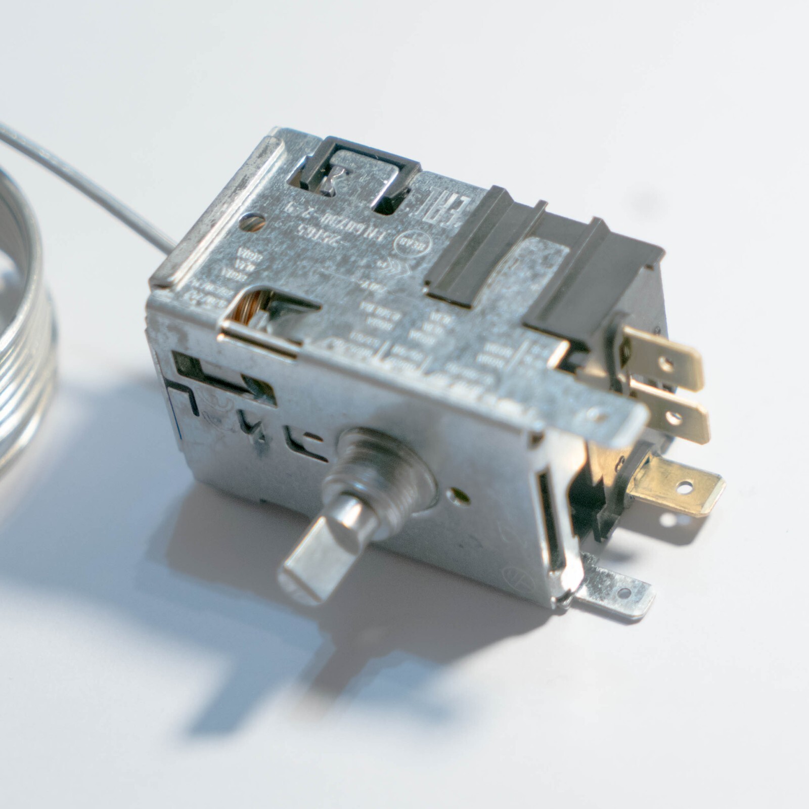 Danfoss 25T65 THEROSTAT EN60730-2-9 077HSTN2099 Congélateur