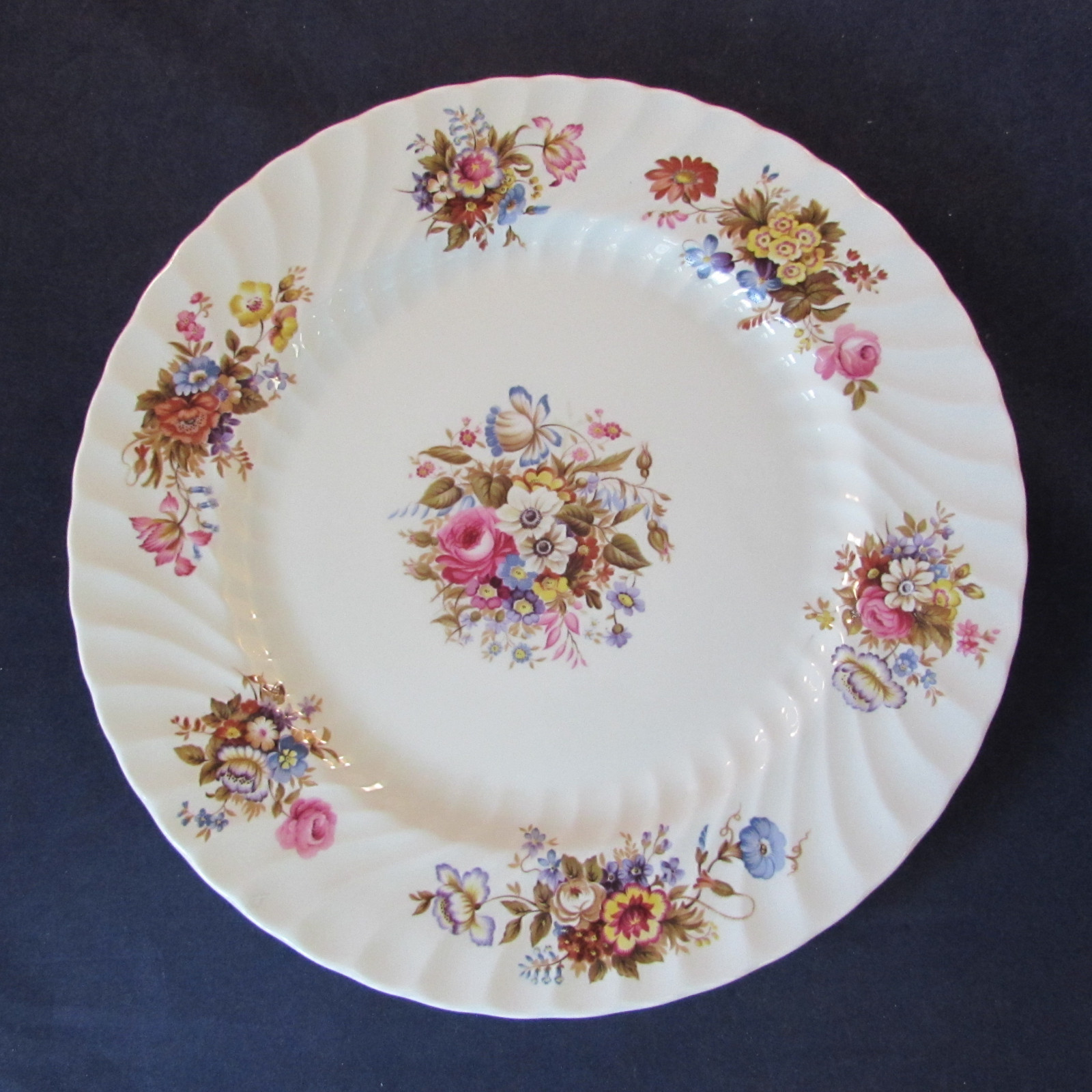 SET OF TWO Aynsley Bone China SUMMERTIME Dinner Plates eBay