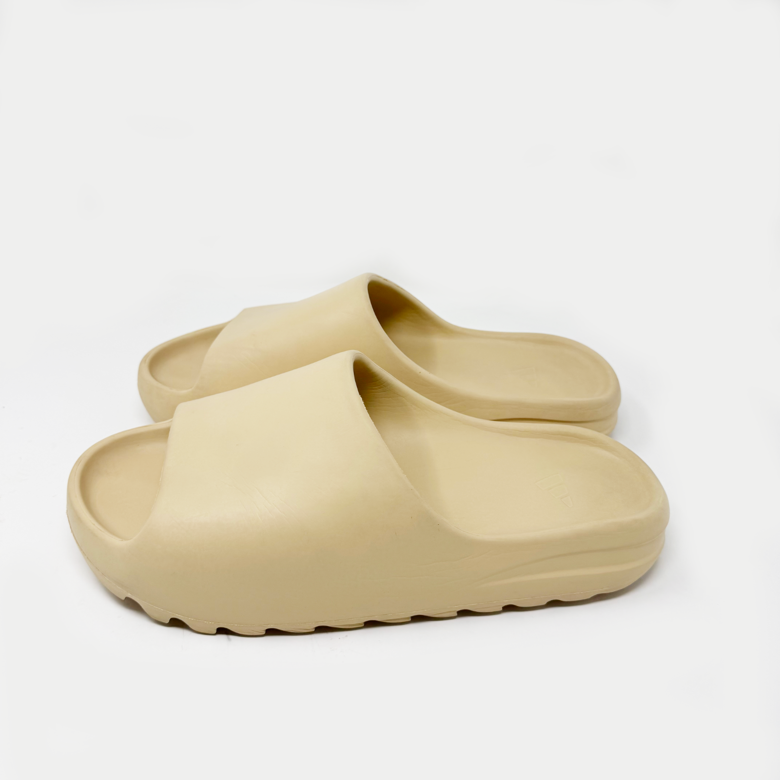 靴 adidas YEEZY Slide \