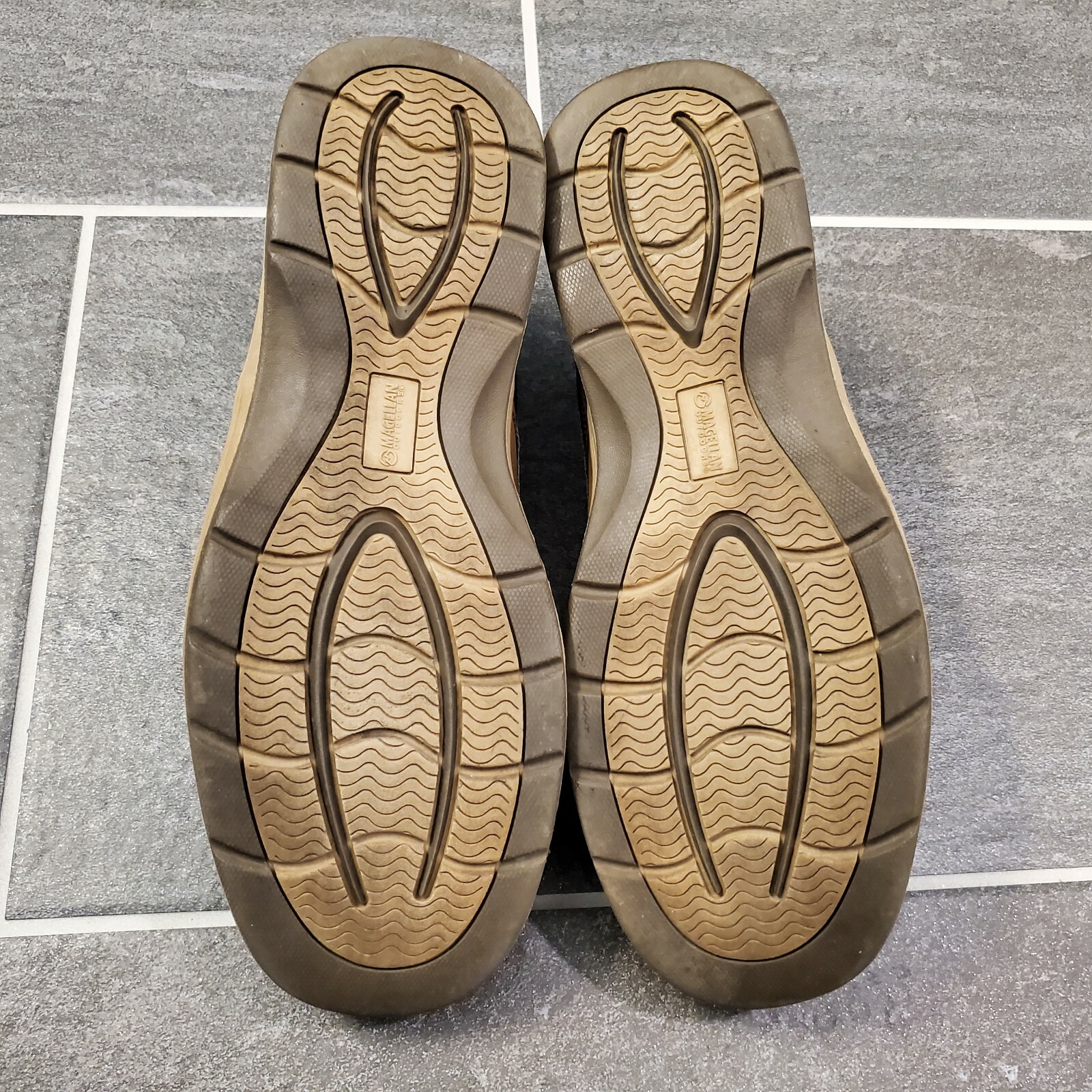 Magellan Outdoors Leather Boat Shoes 