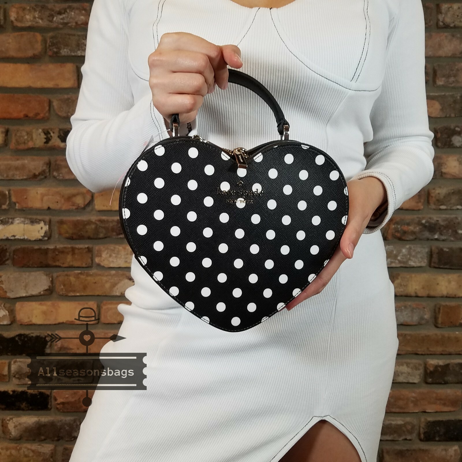 NWT Kate Spade New York Love Shack Heart Crossbody in Polka NWT Kate Spade New York Love Shack Heart Crossbody in Polka