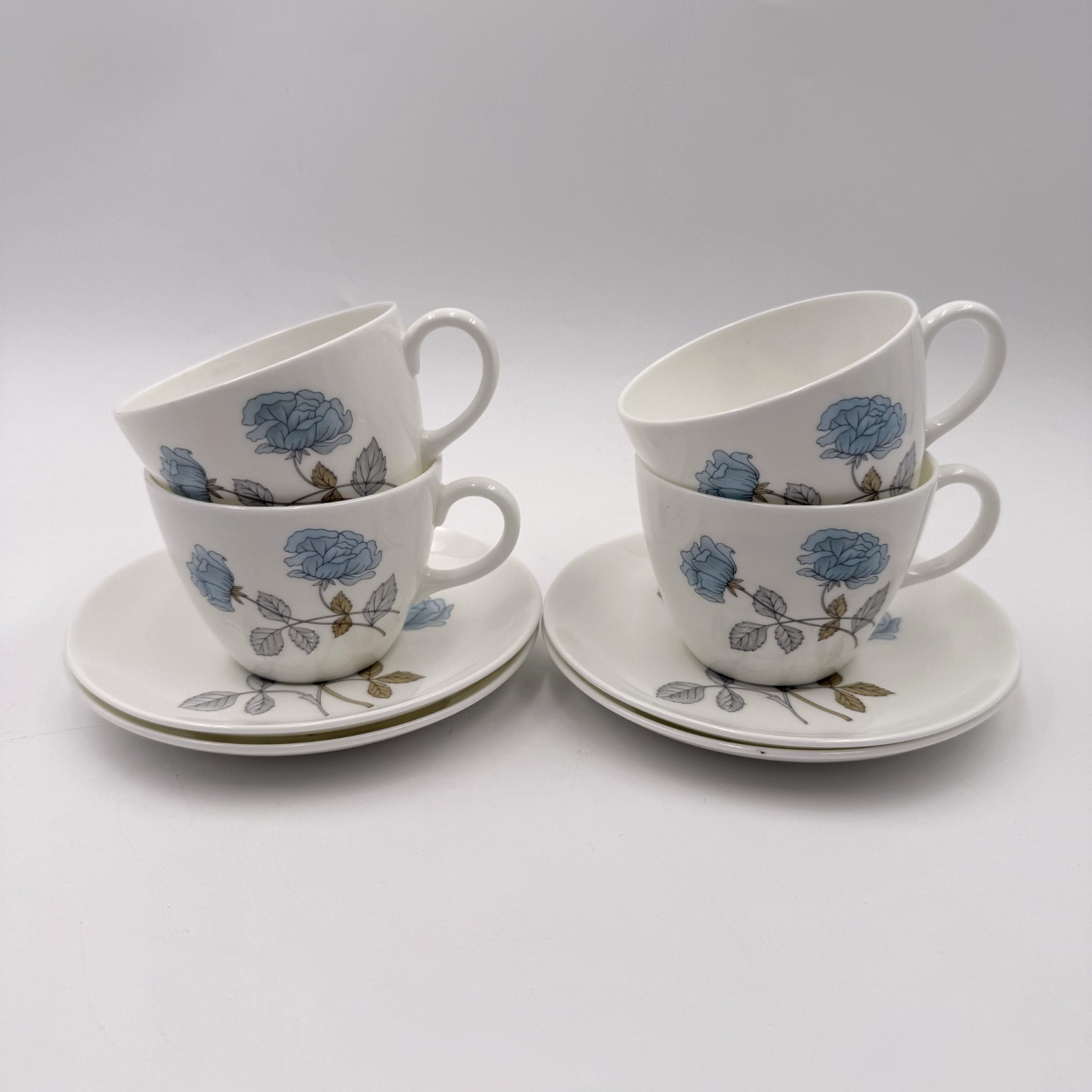Wedgwood Ice Rose Tea Cup Saucer Set of 4 Bone China Blue Floral