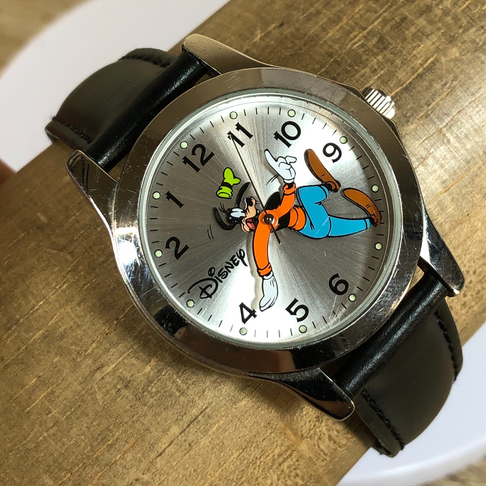ディズニー　FOSSIL GOOFY 1000個限定 Watch Disney Goofy Watch with Tin Fossil LI1611 Lm Ed Wristwatch