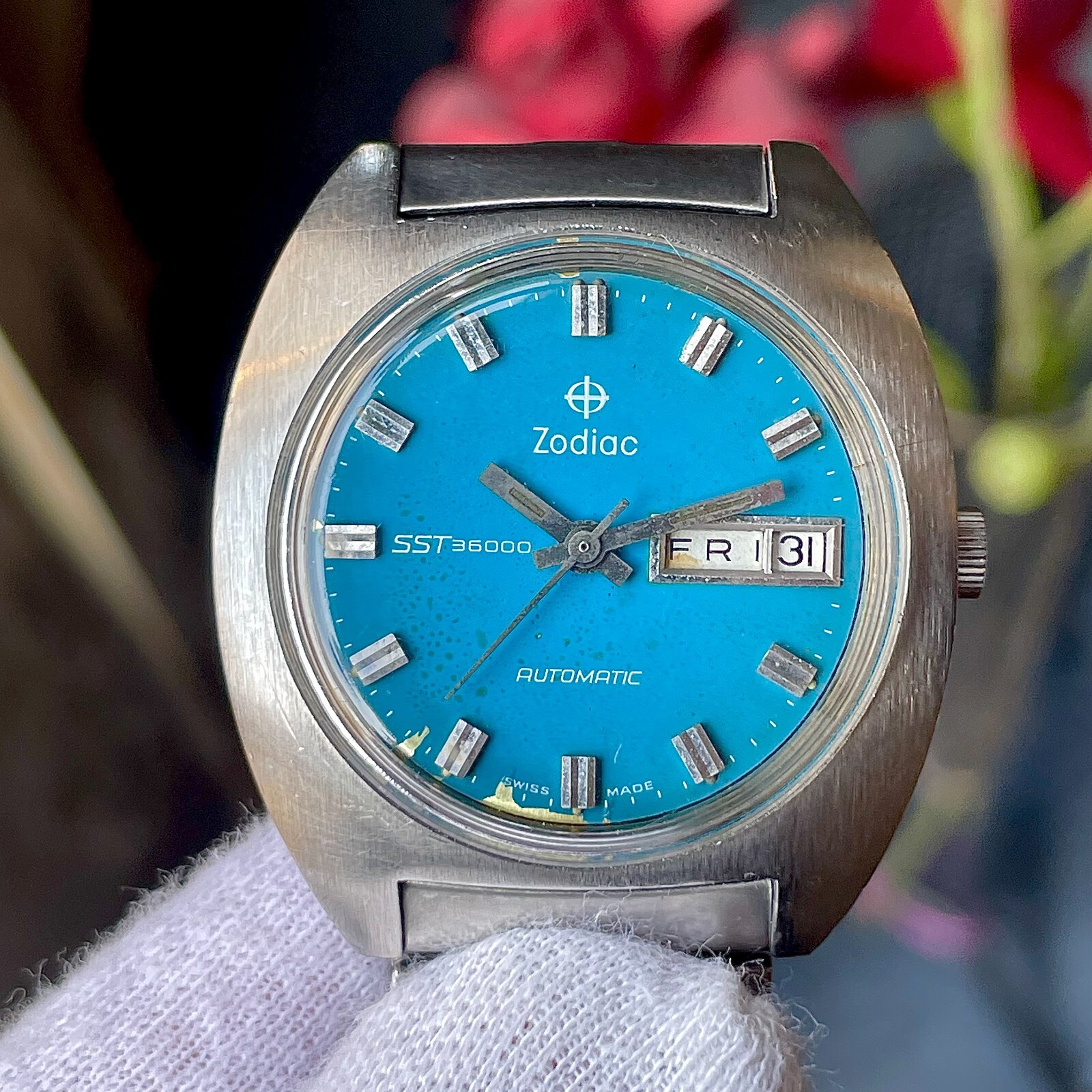 Vintage Zodiac SST 36000 Tiffany Blue Dial Automatic Men's Vintage Zodiac SST 36000 Tiffany Blue Dial Automatic Men's