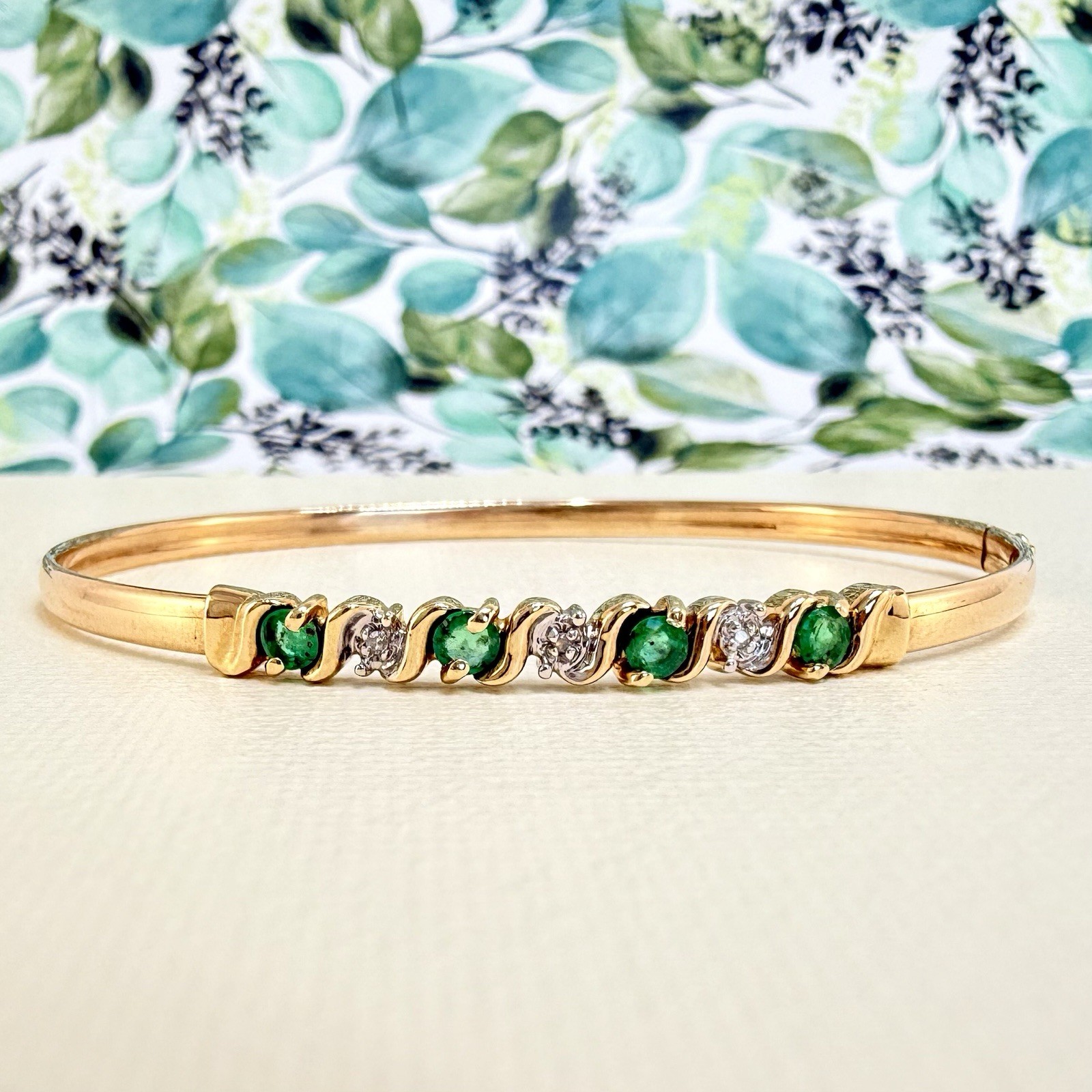 10k Yellow Gold Genuine Emerald & Diamond Bangle Bracelet, Preowned - Picture 1 of 9