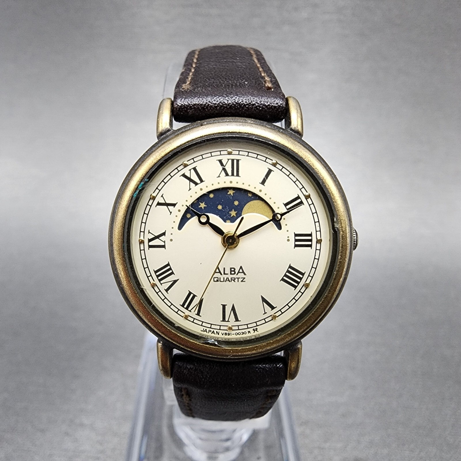 Seiko Alba Moon Phase Watch Women 20mm Champagne Dial Brass