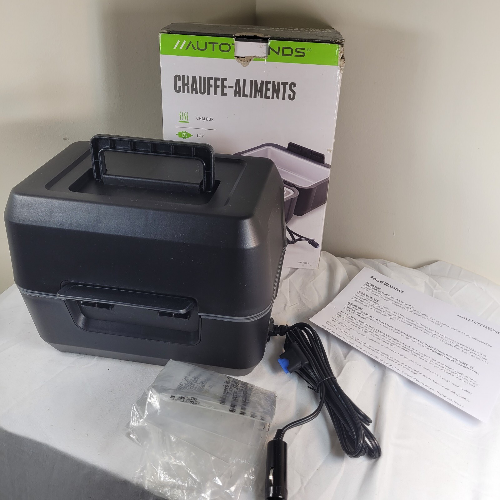 AutoTrends 12V Car Food Warmer 3-Ltr #037-1099-4 open box