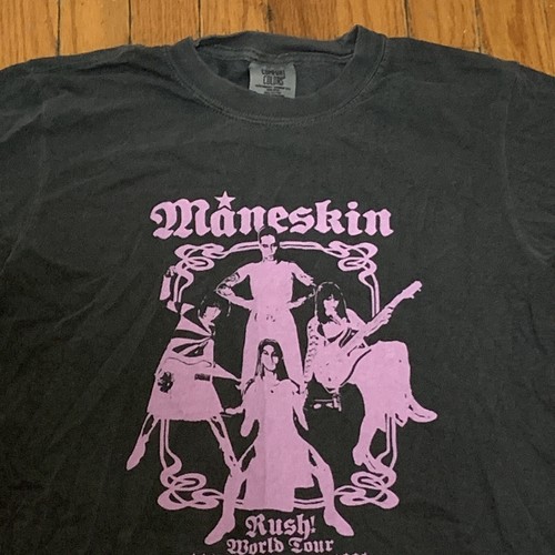 超超値下げ‼️Måneskin サイン入り Tシャツ 超超値下げ‼️Måneskin サイン入り Tシャツ