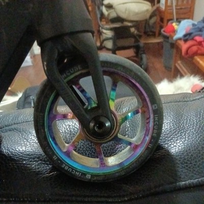 Picture 2 of 4