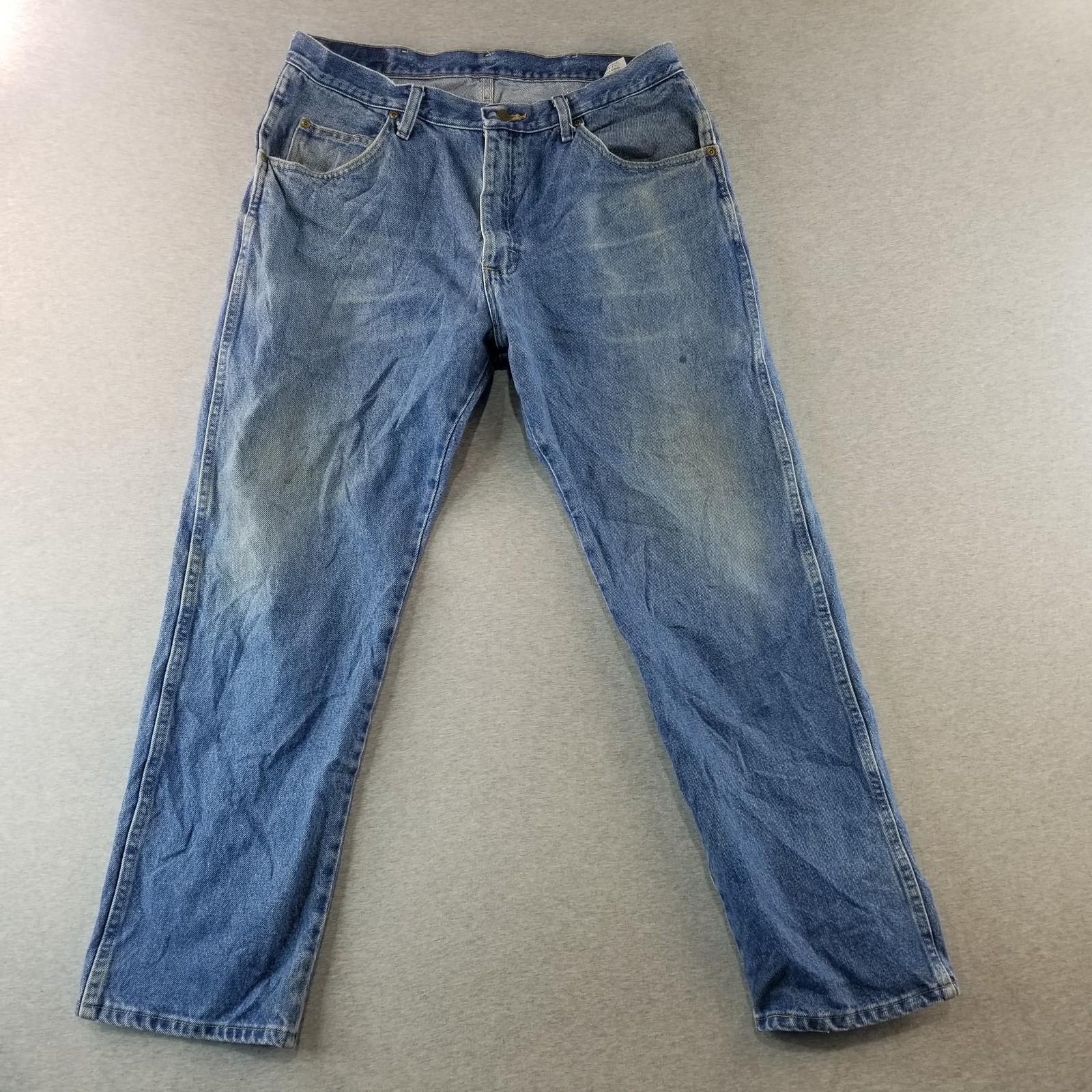 Wrangler Jeans Men's Sz 36x29 VTG Regular Fit Med Wash 100% Cotton Normcore Nice