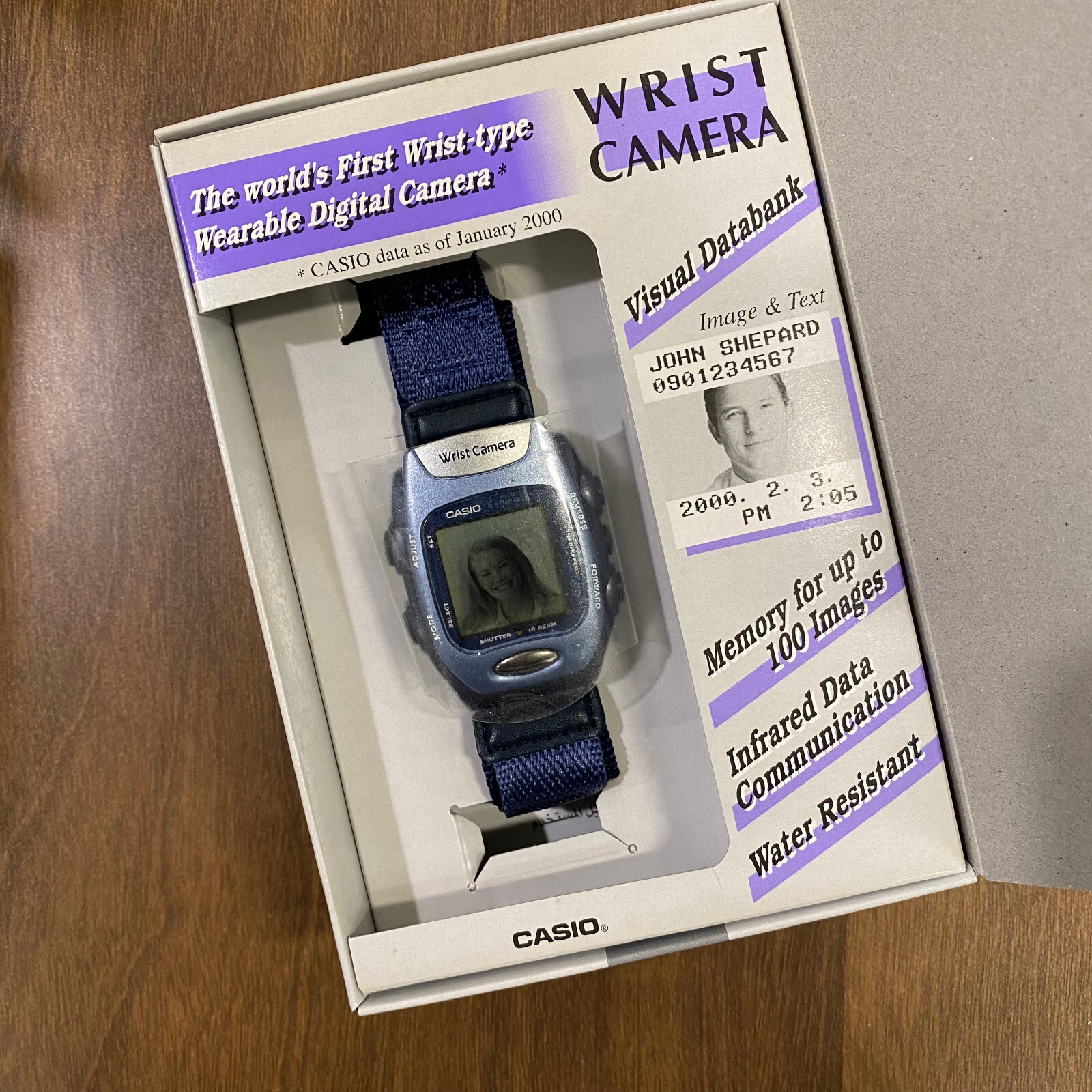 Pre-owned Casio Wqv-2b-2dr Wrist Camera Digital Watch Rare Vintage In Box