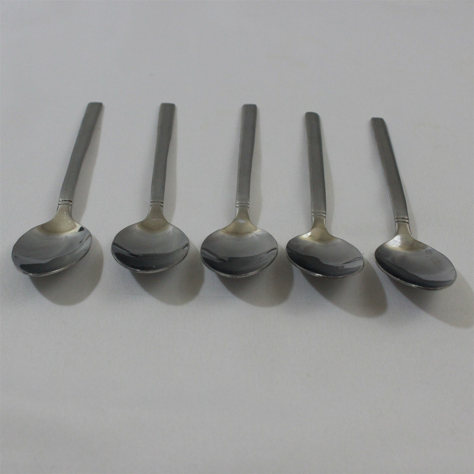 Cuisinart Seminary 18/10 Stainless Flatware Teaspoons x 5 *See condition