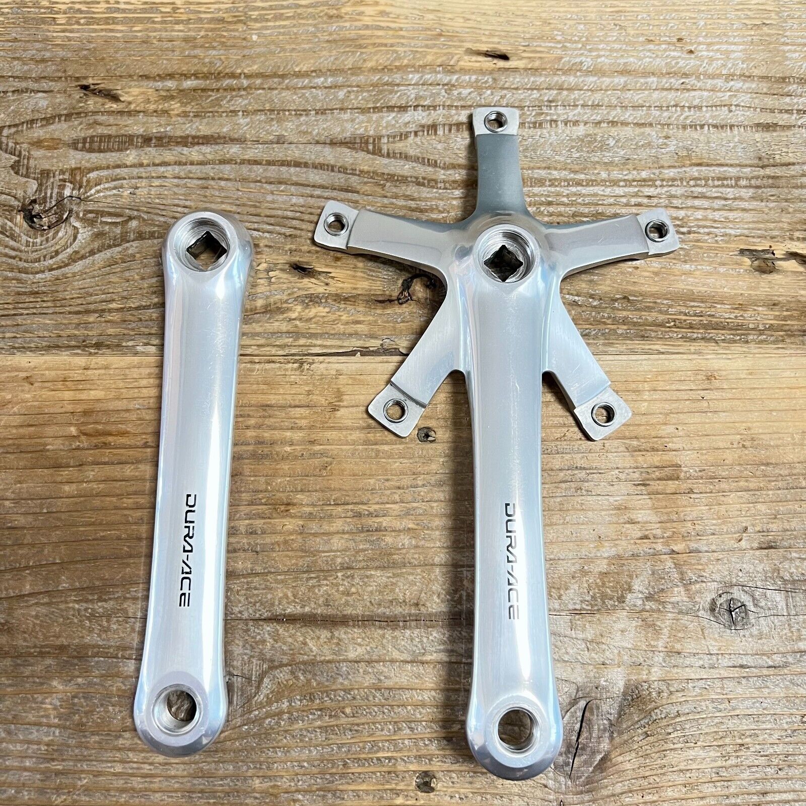 SHIMANO DURA ACE FC-7600 NJS Pista Crank Set 175mm BCD144mm SHIMANO DURA ACE FC-7600 NJS Pista Crank Set 175mm BCD144mm