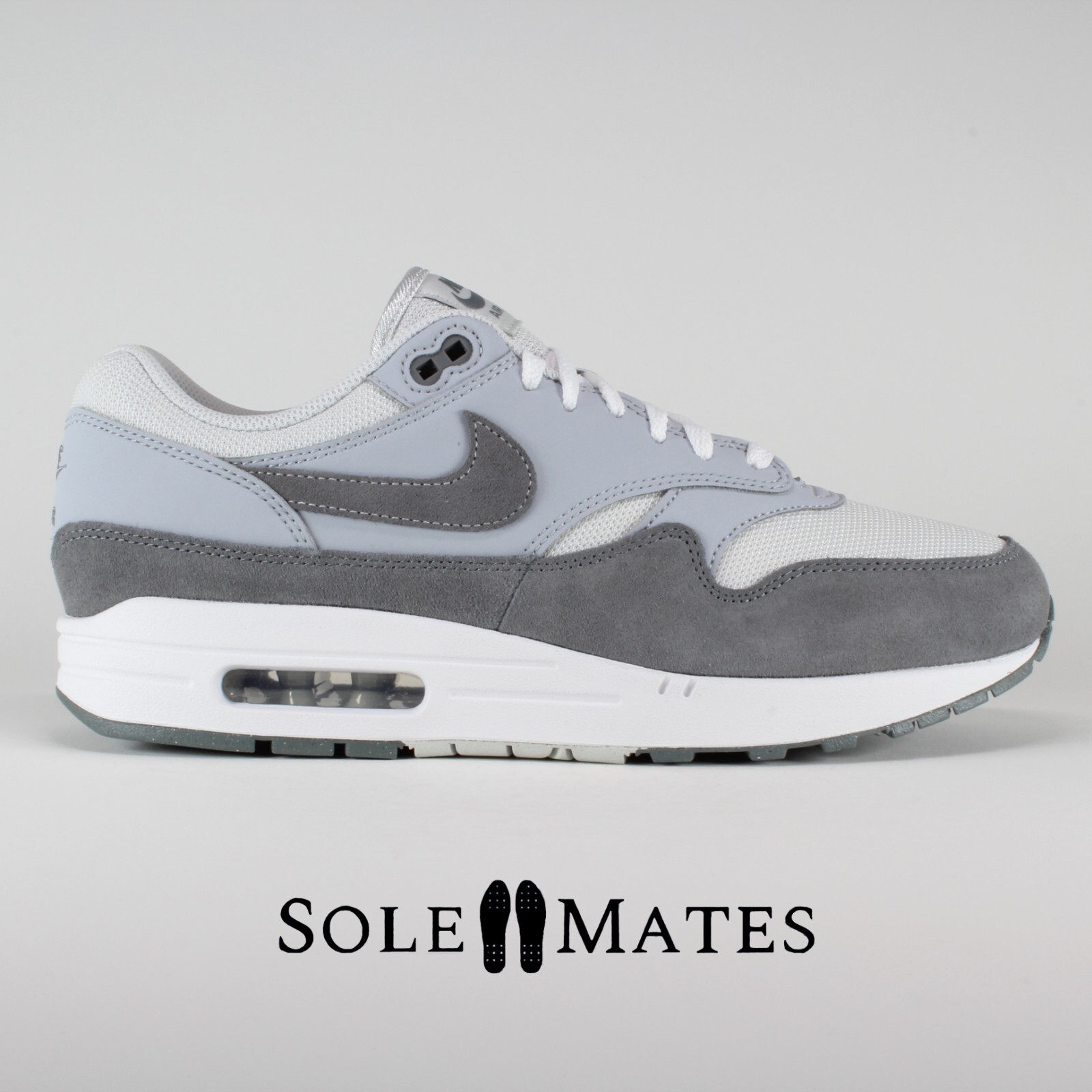 air max 1 pompidou by night