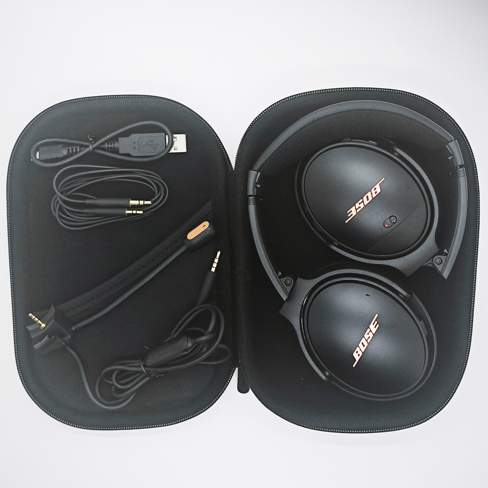【極美品】Bose QuietComfort 35 headphones II Amazon.com: Bose QuietComfort 35 (Series II) Wireless