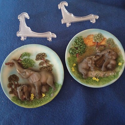  Set Of 2 Elephant 3D Decorative Plates 18 Daniel Brand Includes Stands 4.5''