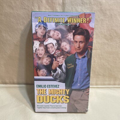 Disney, The Mighty Ducks, Emilio Estevez, VHS 1993 Sealed Slip Sleeve Cover