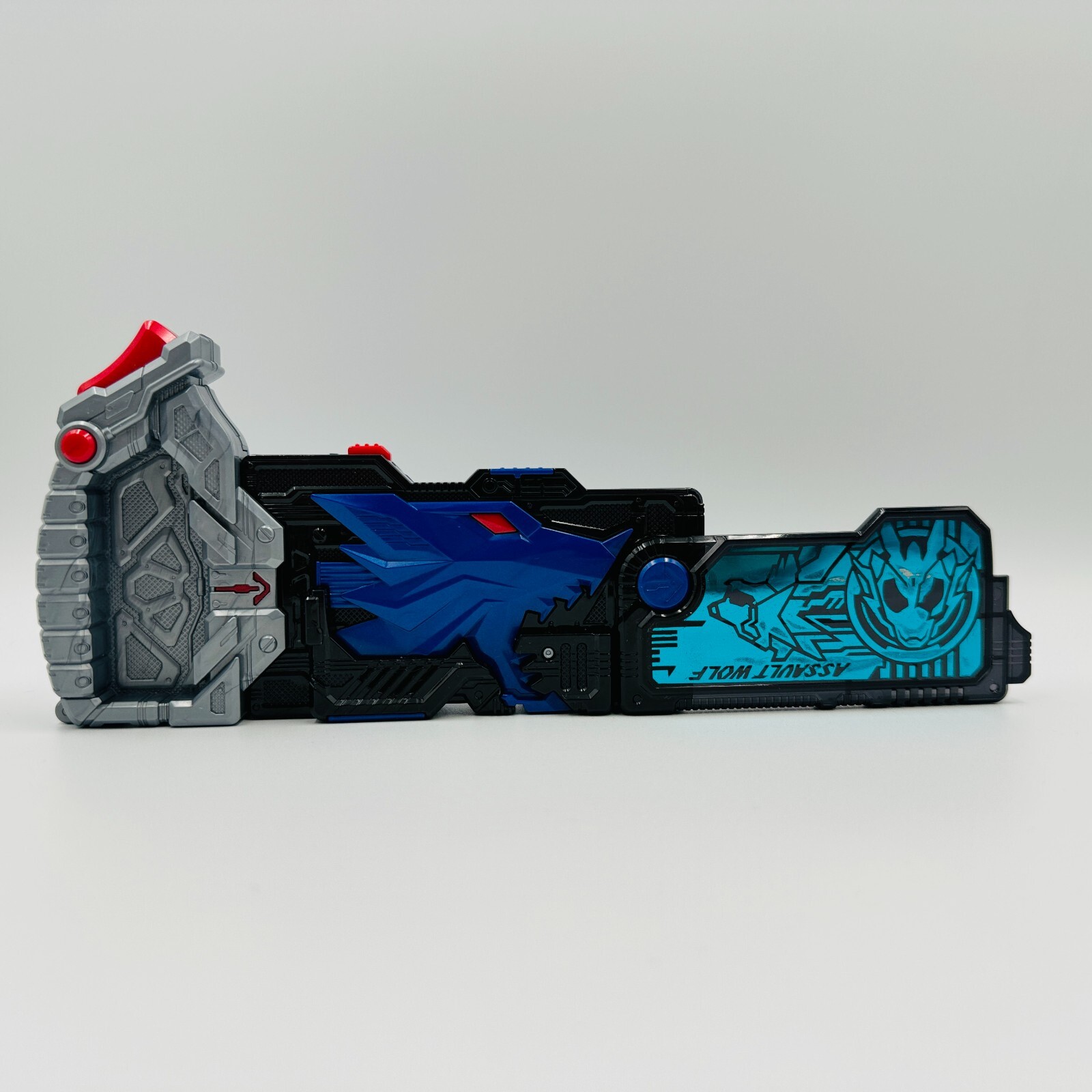 Bandai Kamen Rider Zero One DX Assault Wolf Progrise Key