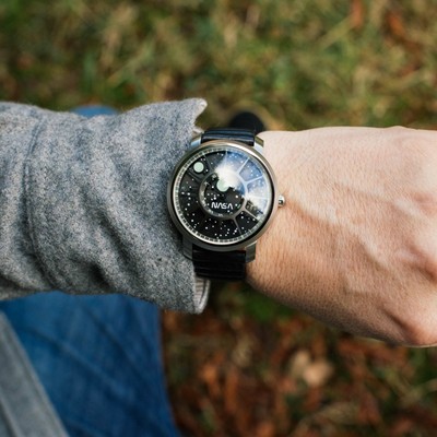 Pre-owned Xeric Trappist-1 Nasa Edition Command Module