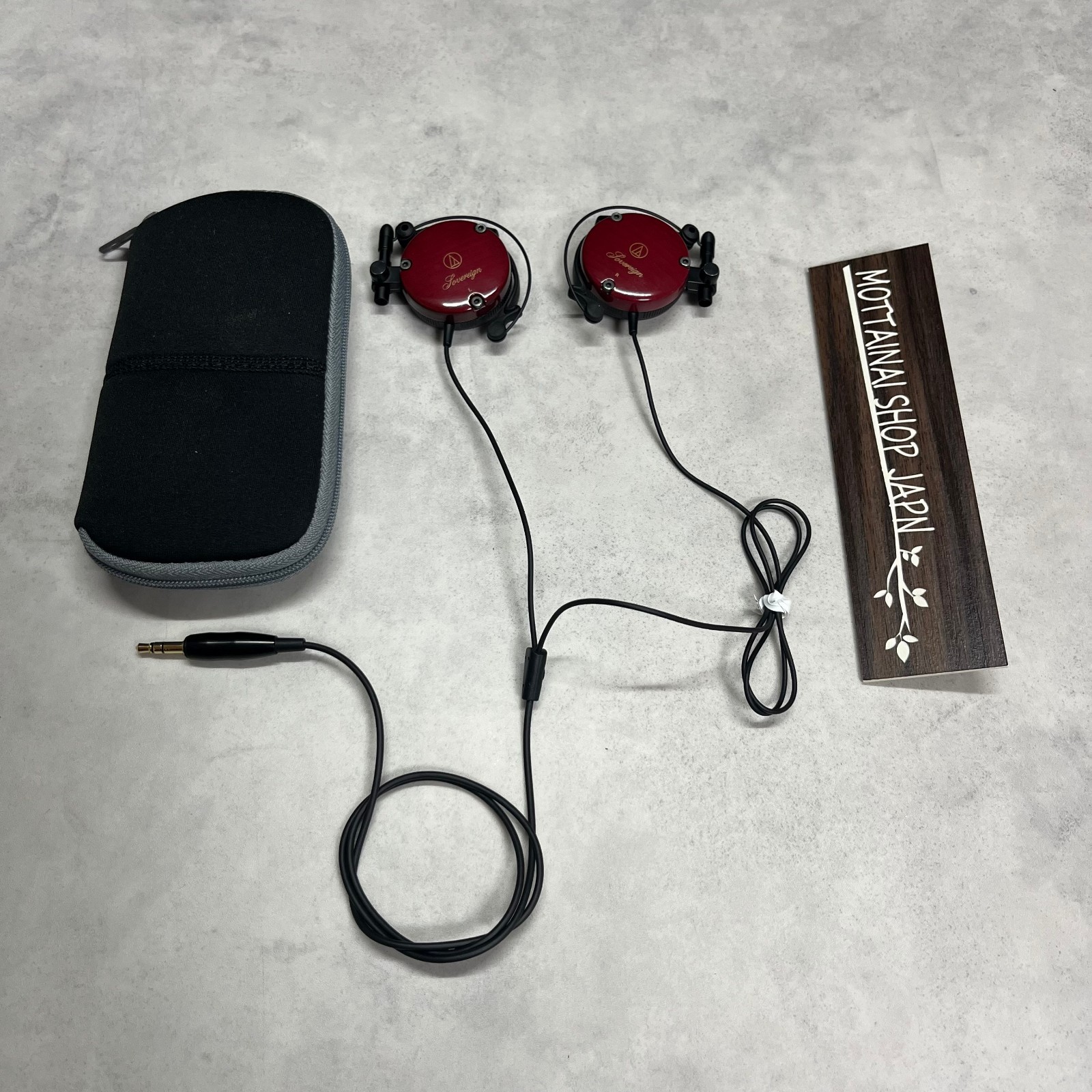 audio-technica ATH-EW9 ワイヤードイヤホン　ウッドモデル s-l1200.jpg