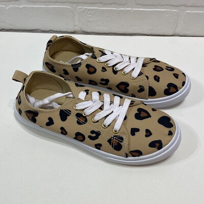 NEW - Fabkids Printed Canvas Sneaker - Heart Leopard Print - Size 4
