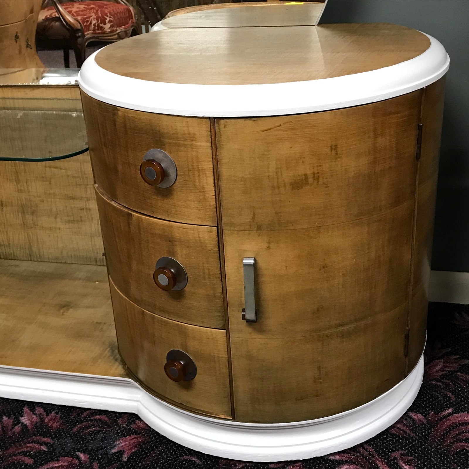 Art deco Vantiy Dressing Table in Tiger Maple