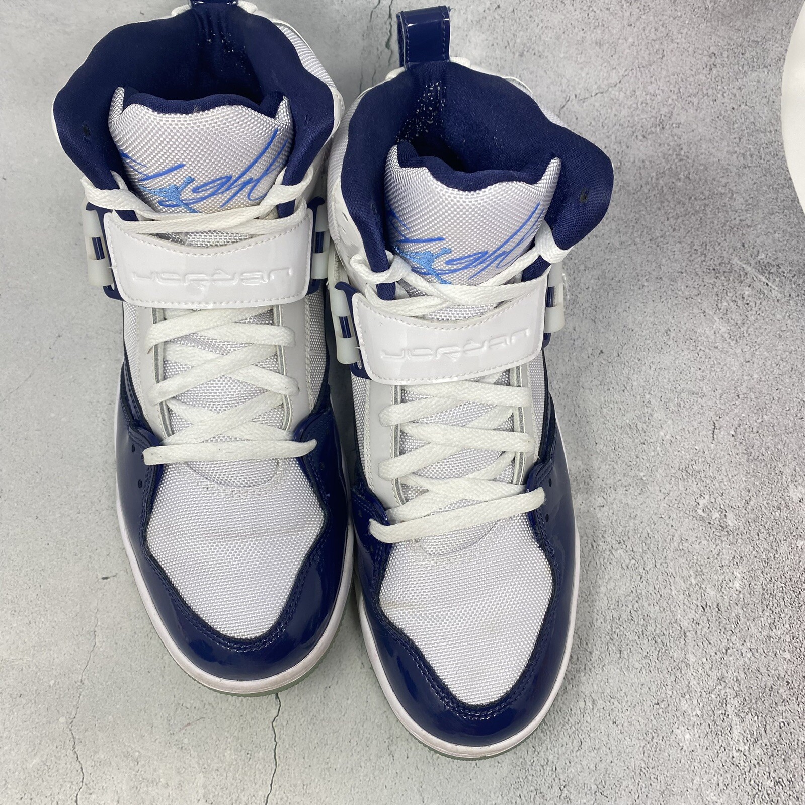 Air jordan cheap flight white