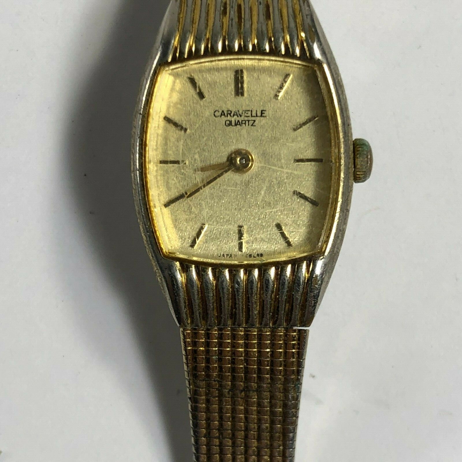 bulova caravelle quartz