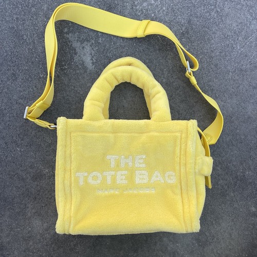 【訳あり】MARC JACOBS THE TERRY SMALL TOTE BAG(H059M06PF22) The Marc Jacobs The Terry Small Tote Bag in black terry | H