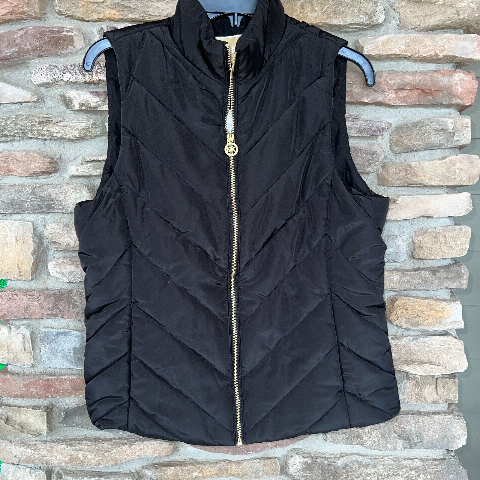 Michael Kors Full Zip Vest Women's Size Medium Black Gold Michael Kors Full Zip Vest Women's Size Medium Black Gold