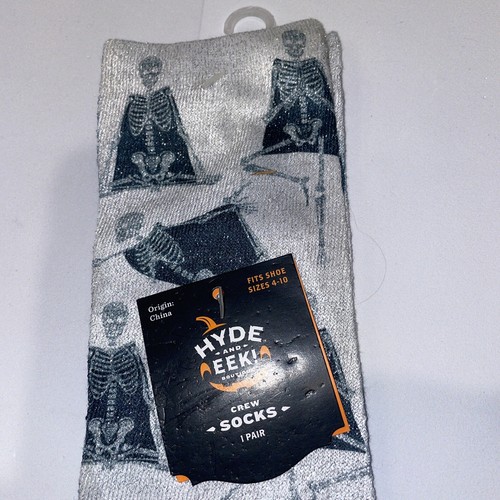 Hyde & EEK! Women's Sz 4-10 Sparkly Skeleton Halloween Crew Socks