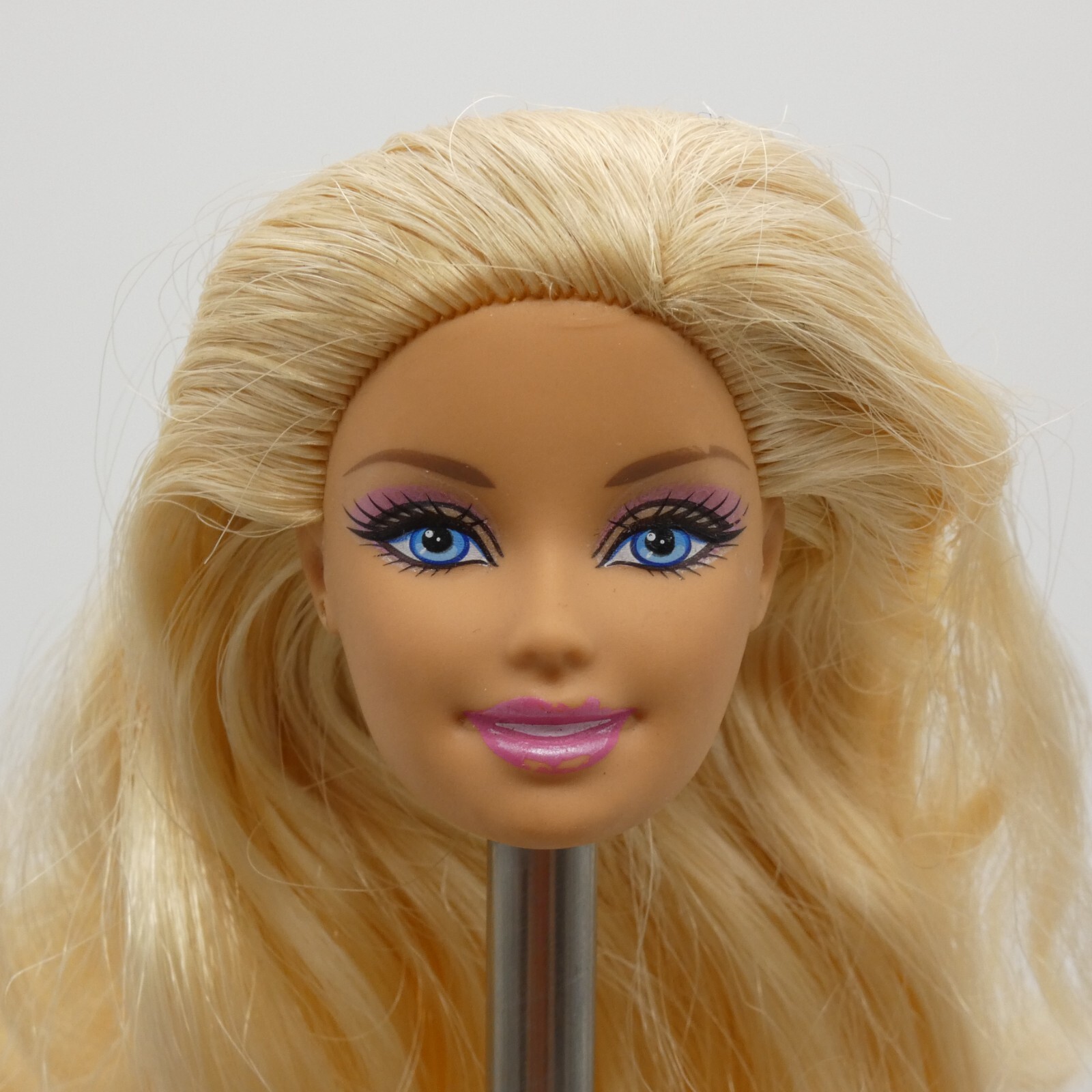 Barbie Fashionistas Doll Head Generation Girl CEO Face I Can