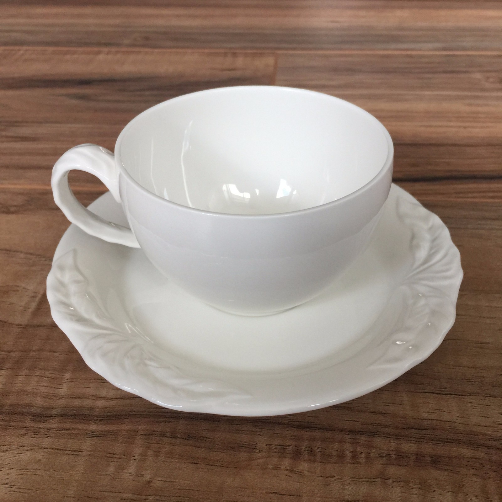 Villeroy & Boch Foglia Teacup Cup Saucer Fine China Luxembourg Replacement