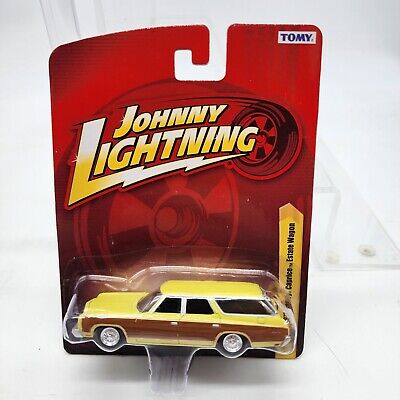 Johnny Lightning Tomy Series Yellow 1973 Chevy Caprice Estate Wagon NIP JL 20