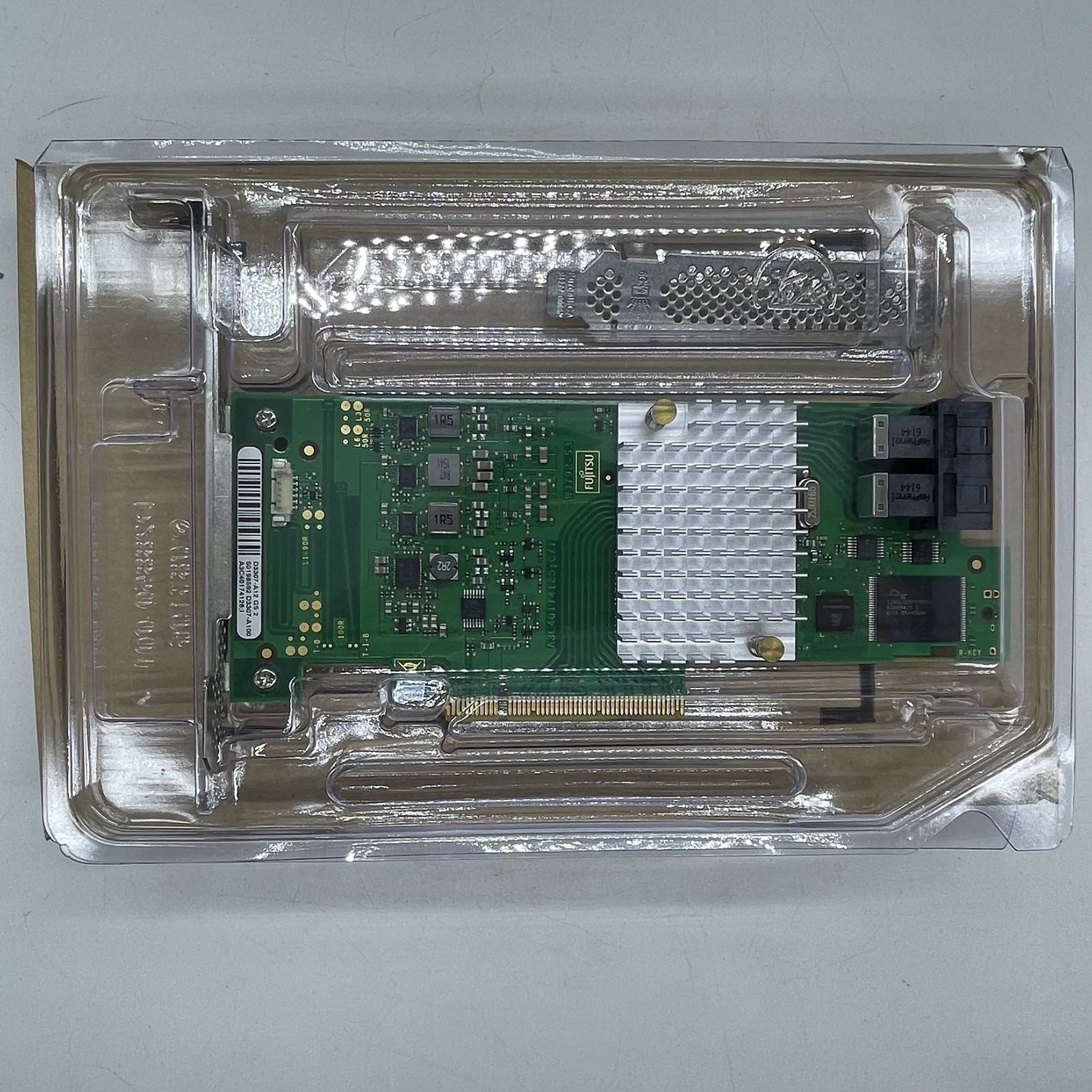 Fujitsu D3307-A12 GS2 RAIDカード 8枚同梱　#13 Fujitsu D3307-A12 GS2 RAIDカード 8枚同梱 #13 - メルカリ