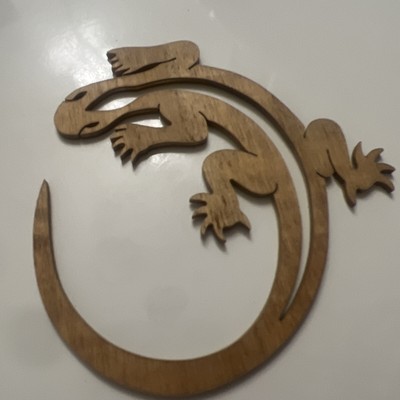 southwest lizard Art Carved Wood Scroll Saw Cut Out Wall Plaque Sculpture