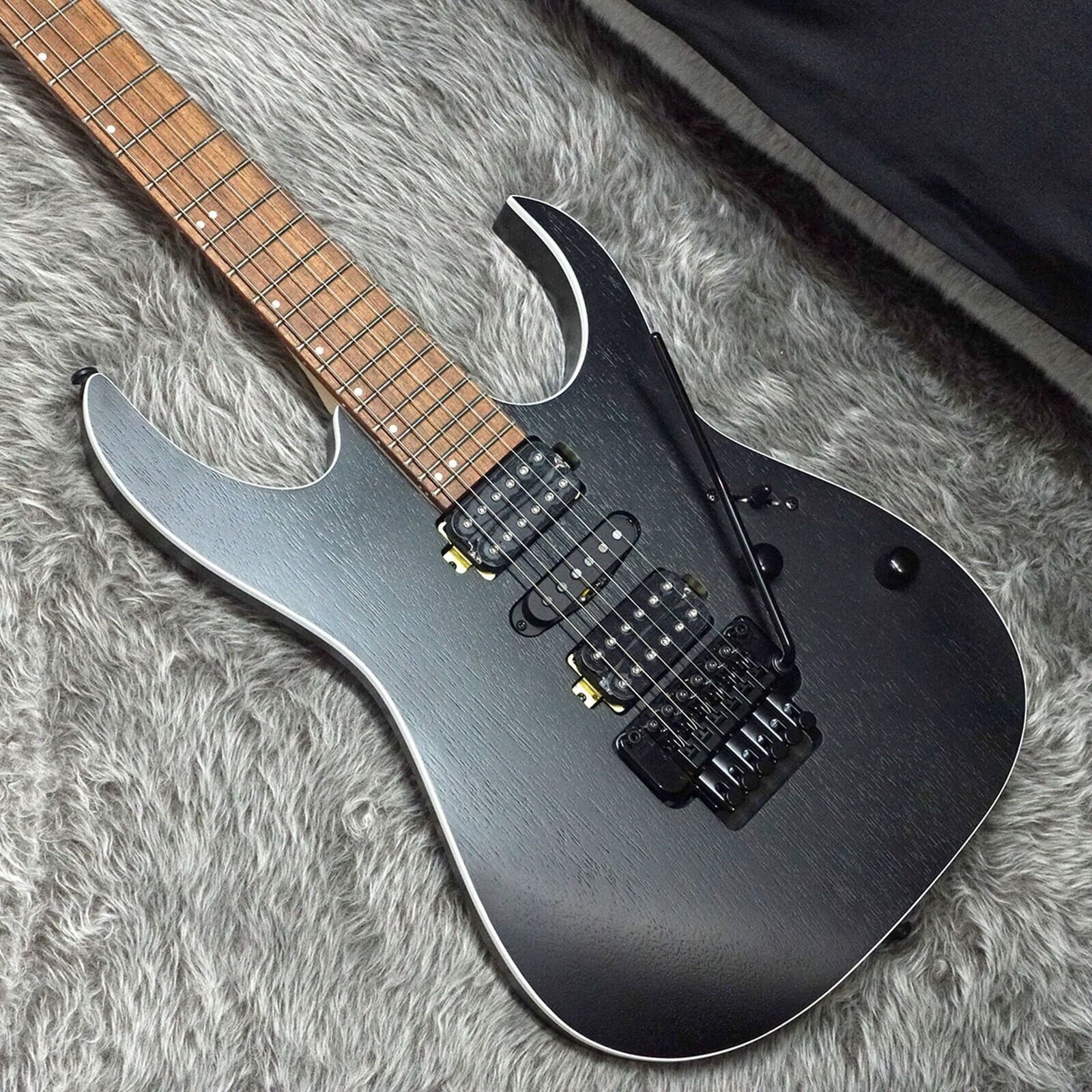Ibanez RG370ZB-WK Weathered Black RG Series Electric Guitar Ibanez RG370ZB-WK Weathered Black RG Series Electric Guitar