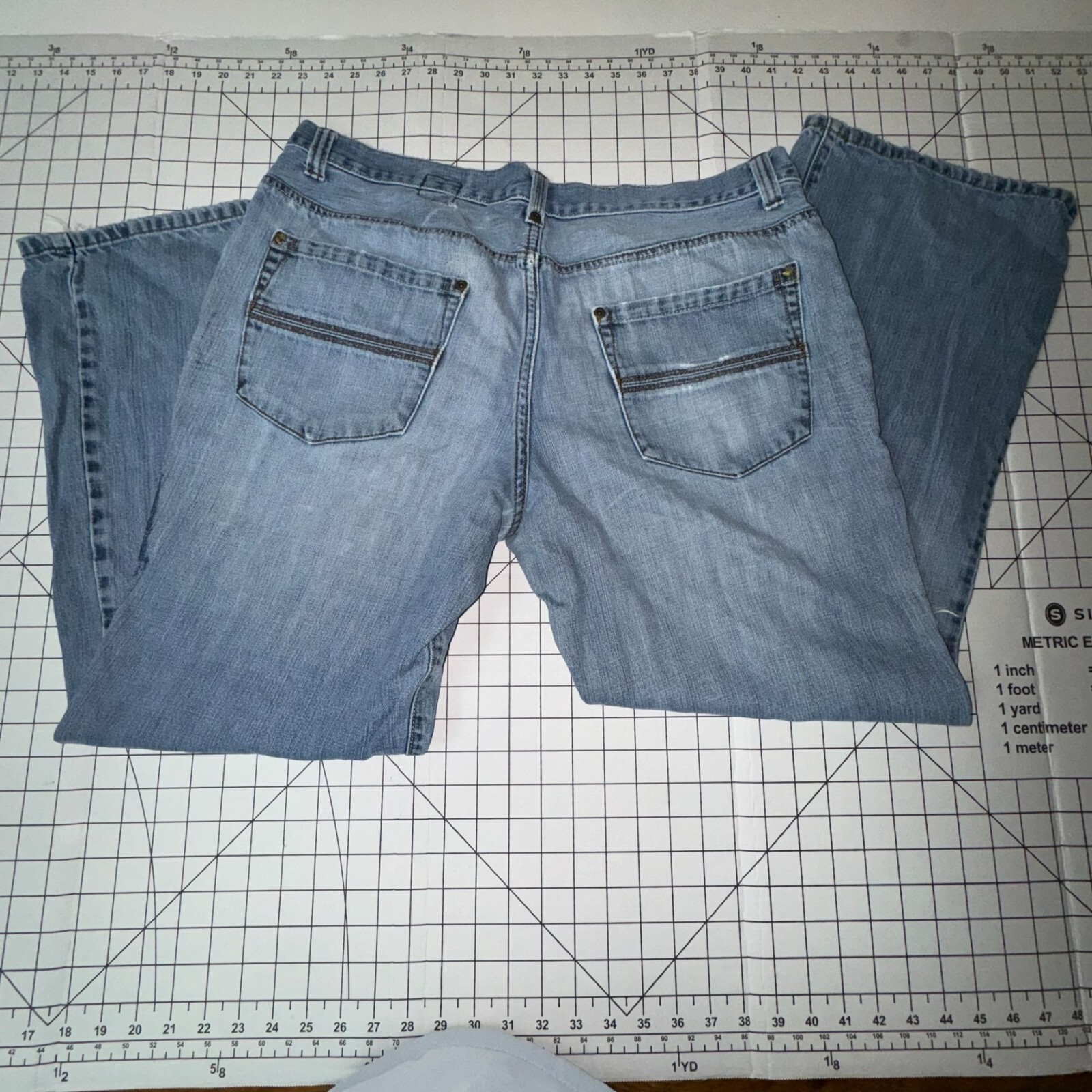 Mens 38x32 Blue Denim Straight  Actual 40x28