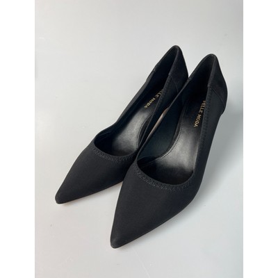 Pelle Moda Size 8M Black Heels
