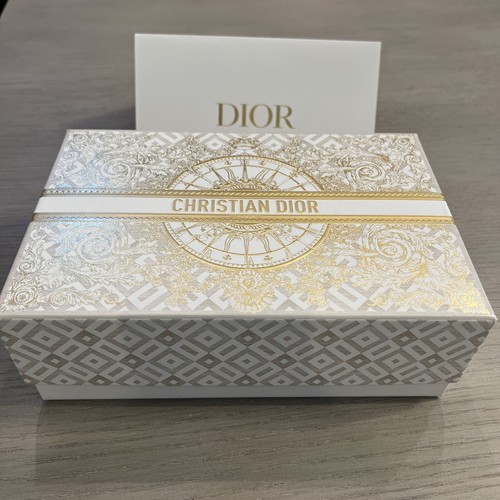 シャネルです✨Dior ギフトボックス $_12.JPG?set_id=880000500F