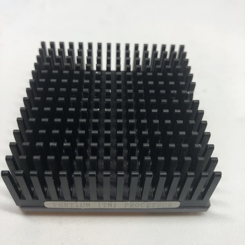 Intel Pentium A80501-60 1992年製 Vintage Intel Pentium 60 MHz CPU 1992 P60 A80501-60 Sx948