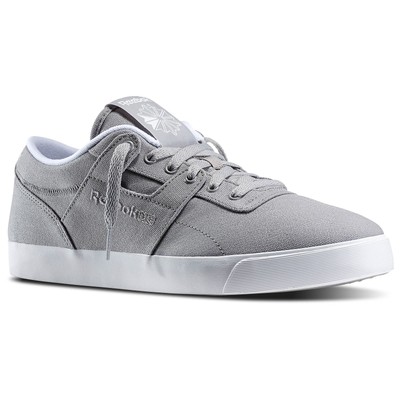 reebok workout low clean