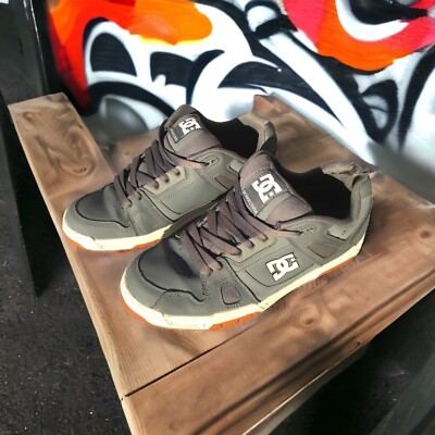 DC Shoes Stag Mens 12.5 Grey Gum Skate Puff Sneakers Leather Lace Up Low top VTG