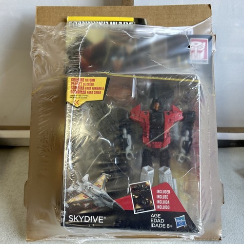 TRANSFORMERS  SKYDIVE 未開封hasbroトランスフォーマー Transformers Age of the Primes Aerialbot Skydive - Hasbro Pulse