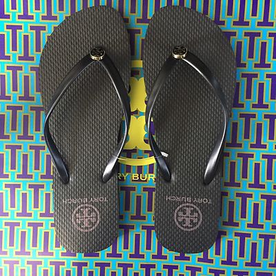 L@@K! NWT Size 9 Tory Burch Thin Strap Flip Flops Black Flats Gift NEW (8.5)